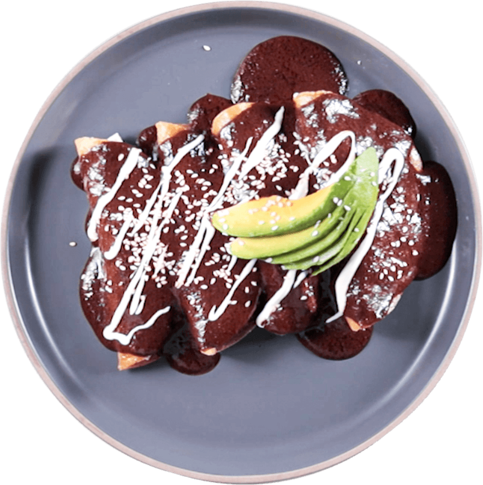 Enmoladas de Queso Panela con Crema y Aguacate - Superama Enmoladas de Queso Panela con Crema y Aguacate - Superama