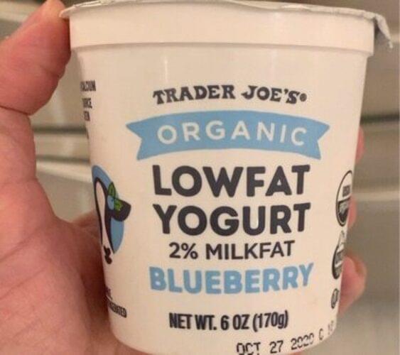 Trader Joe's Blueberry Organic Lowfat Yogurt 170 g, Nutrition
