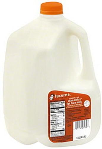 Lucerne Skim Delux, Fat Free Milk - 1 gl