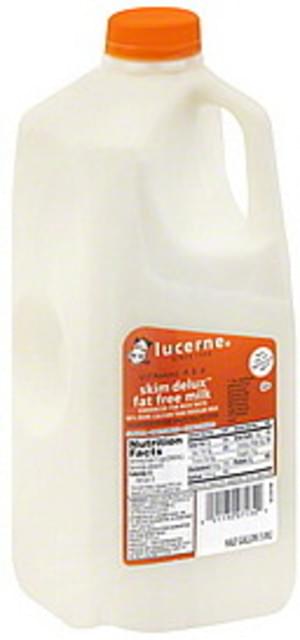 Lucerne Skim Delux, Fat Free Milk - 0.5 gl
