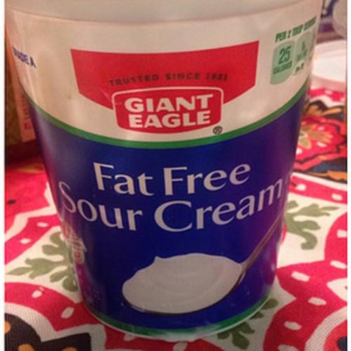 Giant Eagle Fat Free Sour Cream 30 g, Nutrition Information Innit