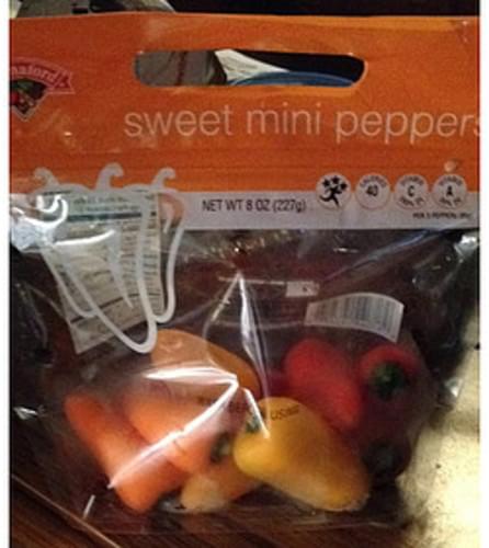 Hannaford Sweet Mini Peppers - 85 g