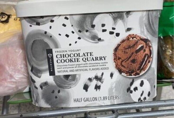 Publix Chocolate Cookie Quarry Frozen Yogurt 71 g, Nutrition