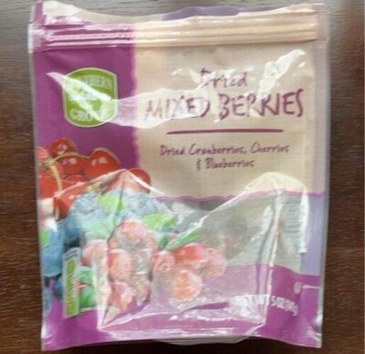 Southern Grove Dried Mixed Berries 40 g, Nutrition Information Innit