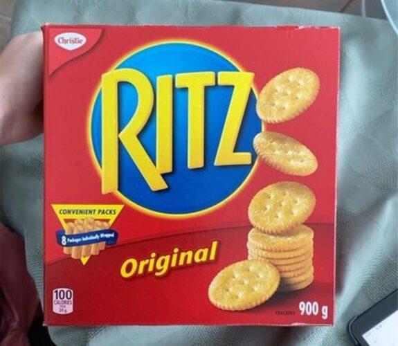 christie-sociables-ritz-crackers-20-g-nutrition-information-innit