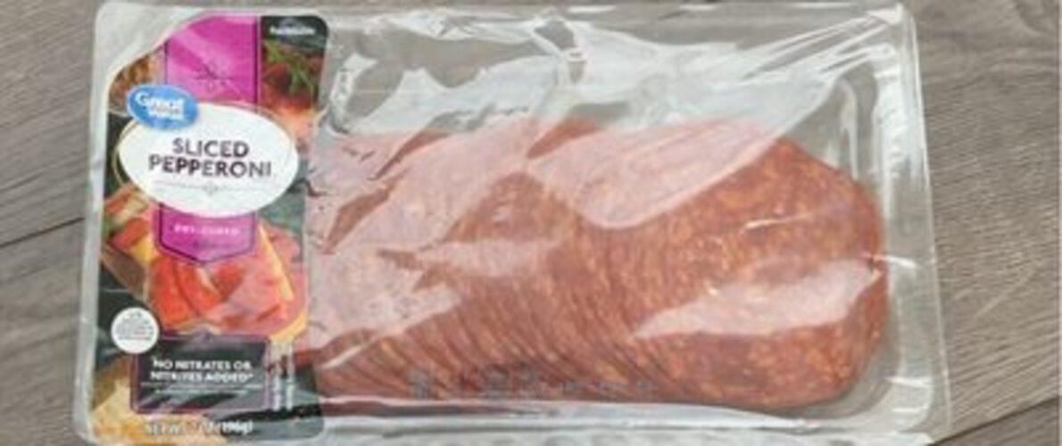 Great Value DryCured Sliced Pepperoni 28 g, Nutrition Information