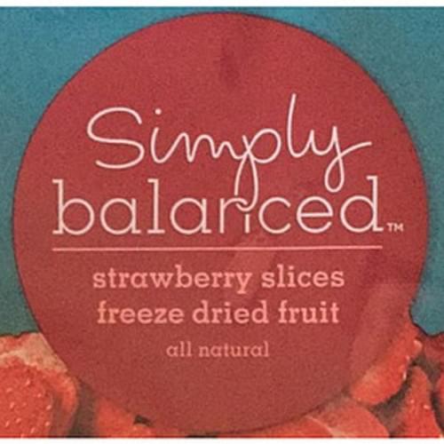 Simply Balanced Strawberry Slices Freeze Dried Fruit - 28 g
