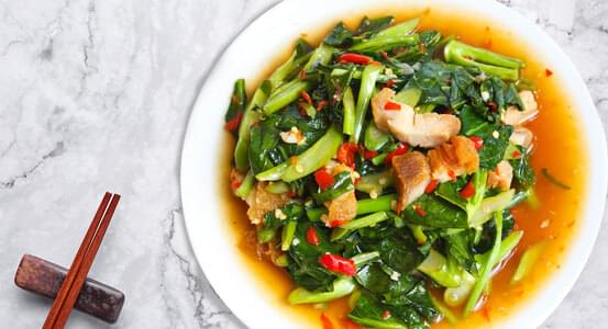 Stir Fry Kailan with Crispy Pork