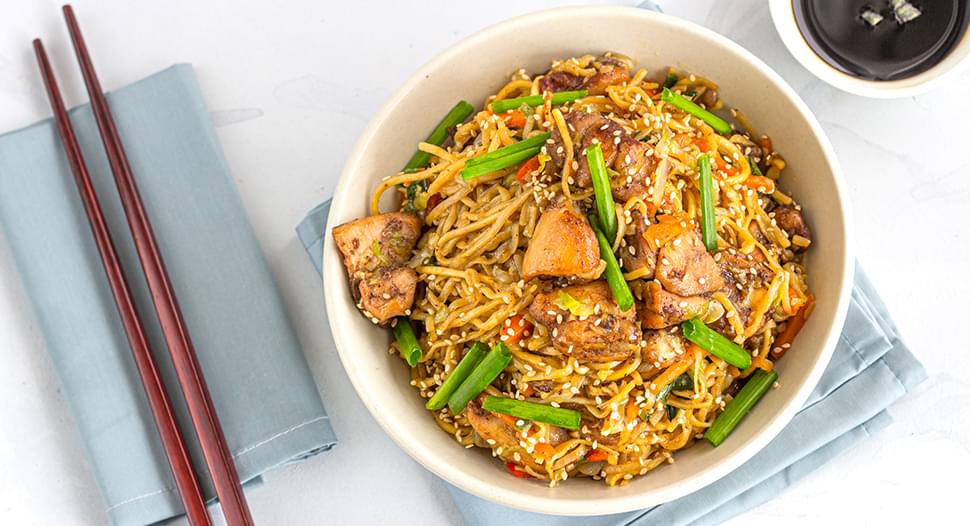 One Pot: Chicken Chow Mein