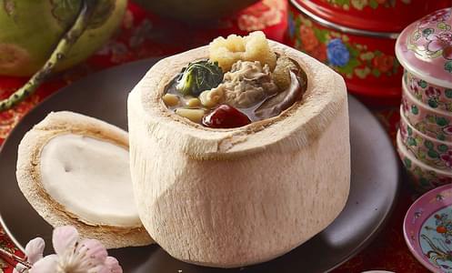 Fish Maw Soup in Young Coconut