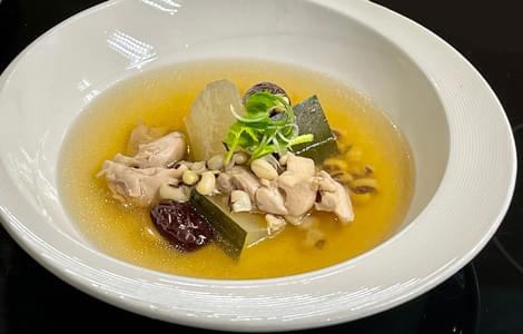 Double-Boiled Winter Melon Chicken Soup with Black Eye Bean