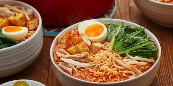Cheesy MAGGI® Curry Noodle